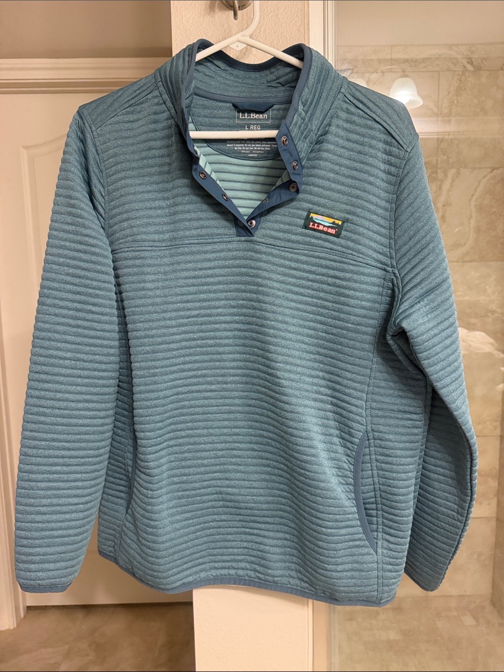 Like New L.L. Bean women’s Quilted Zip-Front Pullover